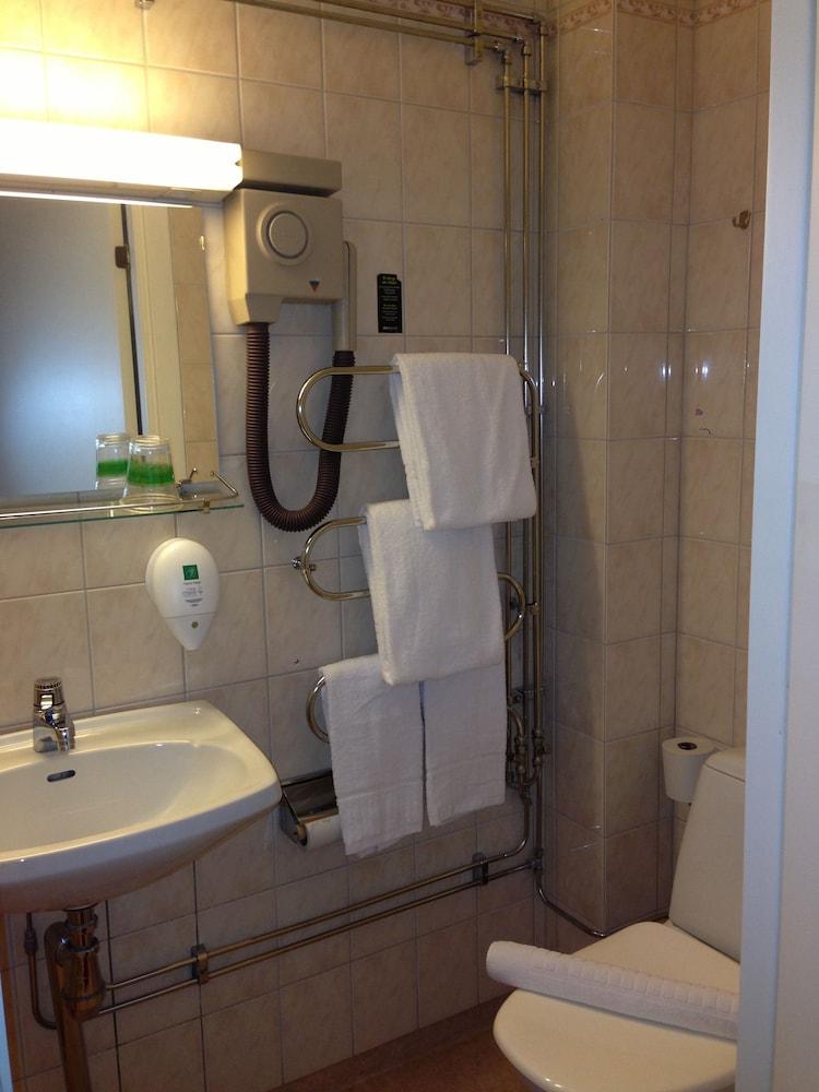 Ariston Hotel 3*